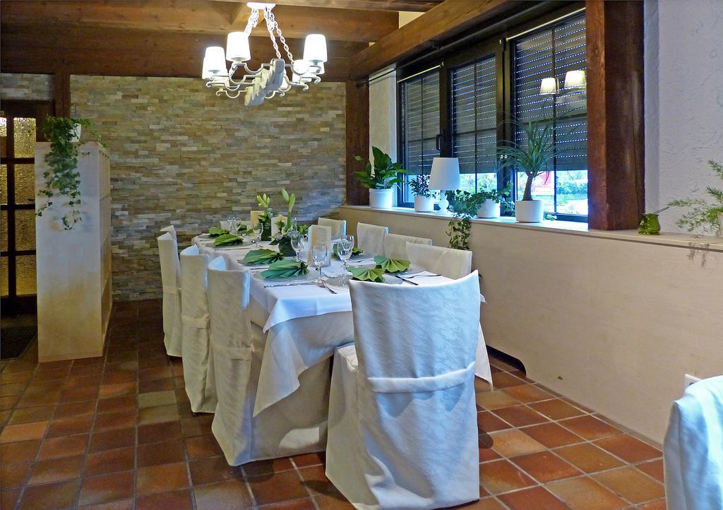 Hotel-Restaurant Schwyzerhuesli Viernheim Exteriér fotografie