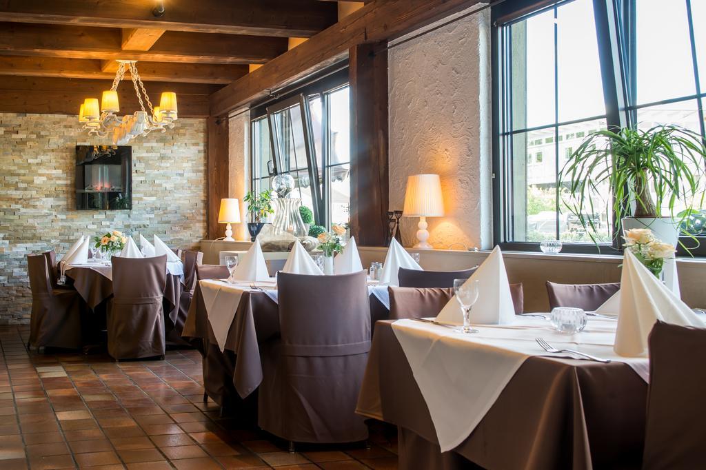 Hotel-Restaurant Schwyzerhuesli Viernheim Exteriér fotografie