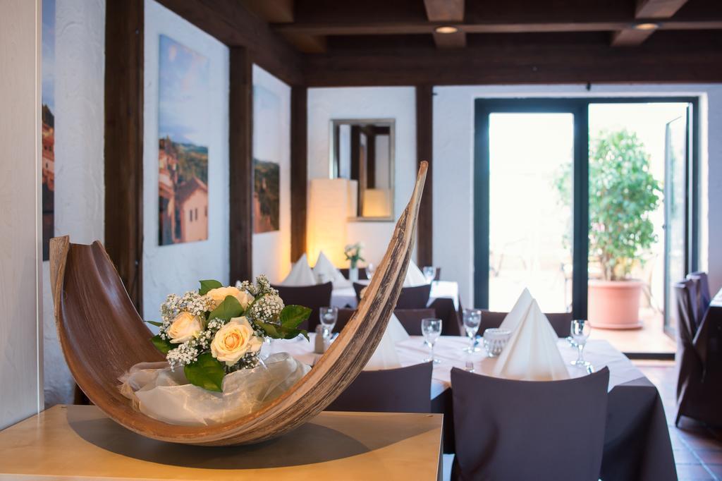 Hotel-Restaurant Schwyzerhuesli Viernheim Exteriér fotografie
